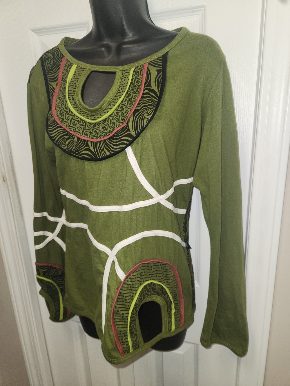 🍉Olive Green Decorative Long-Sleeve Tunic Top